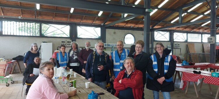 Collecte de dons pour le secours populaire